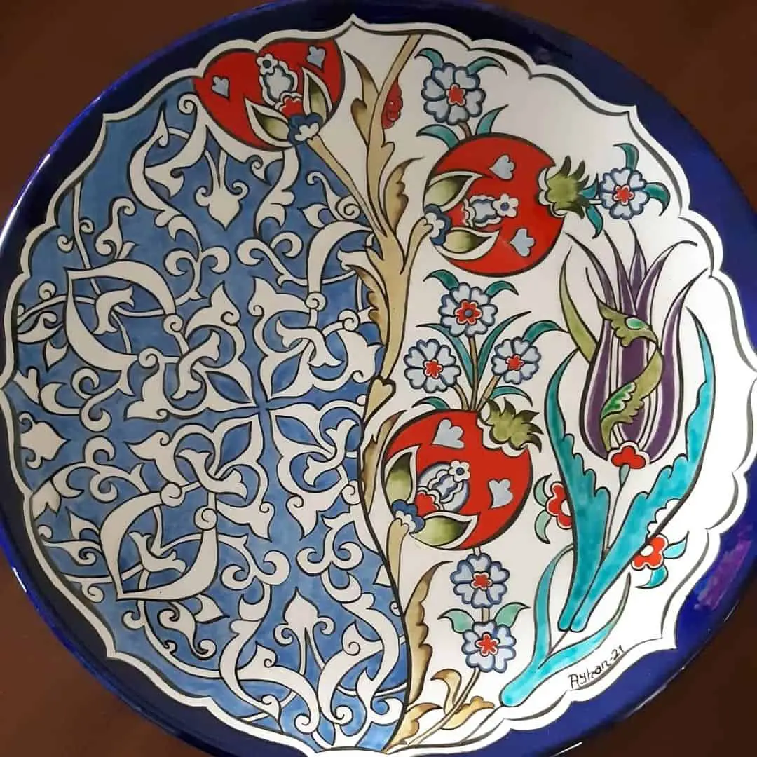 Flower Patterns Plate Design