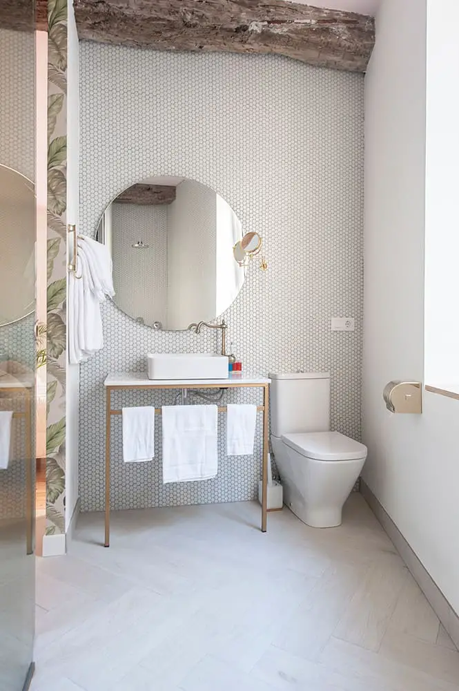 Bathroom Ideas with Grey Tile