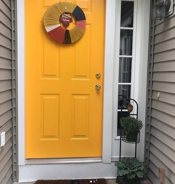 Colorful Wreath Front Door Decor Ideas