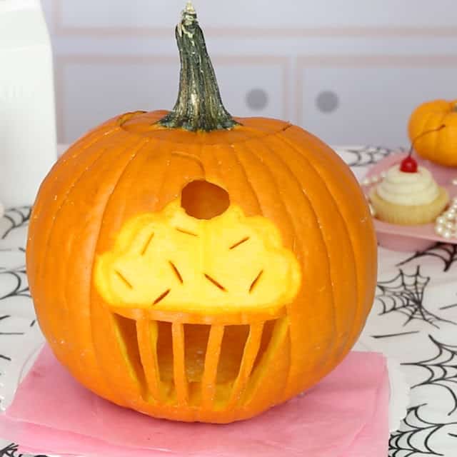Cupcake Pumpkin Carving Idea