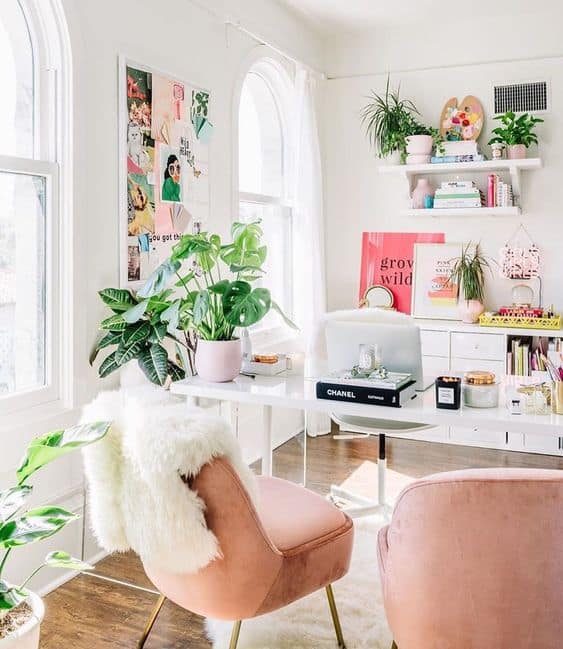 Cute Tropical Home Office Decor Ideas