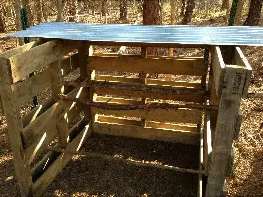 DIY Easy And Cheap Chicken Roost Ideas