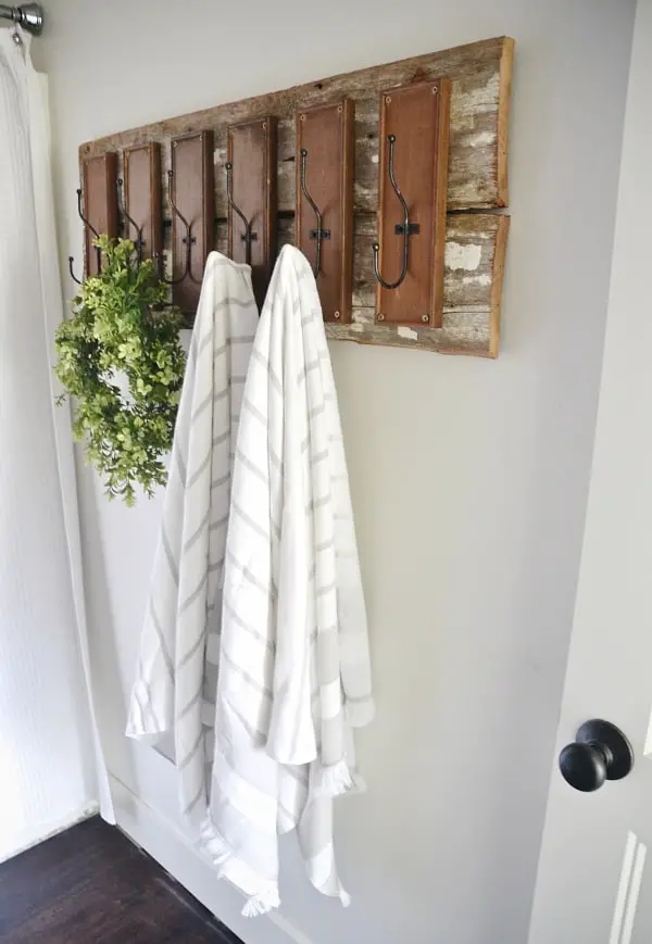 DIY Farmhouse Towel Rack
