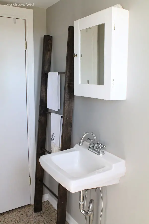 DIY Ladder Towel Rack