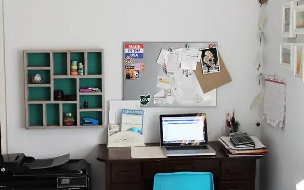 DIY Shelves For A Study Room