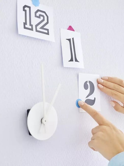 DIY Simple Numbered Wall Clock