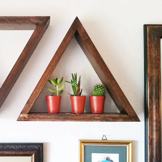 DIY Wooden Triangle Shelf