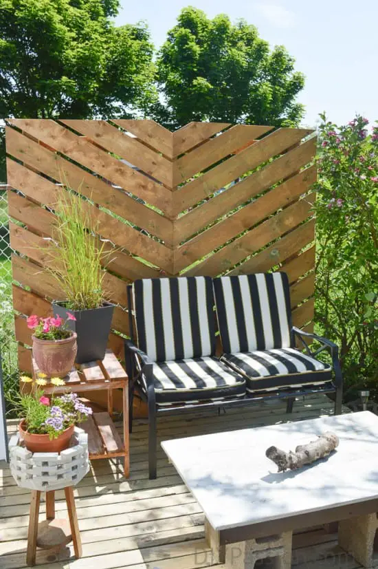Easy Outdoor Privacy Screens