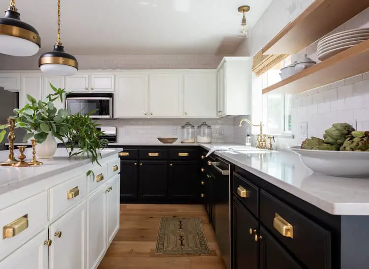 Elegant Black Kitchen Cabinet
