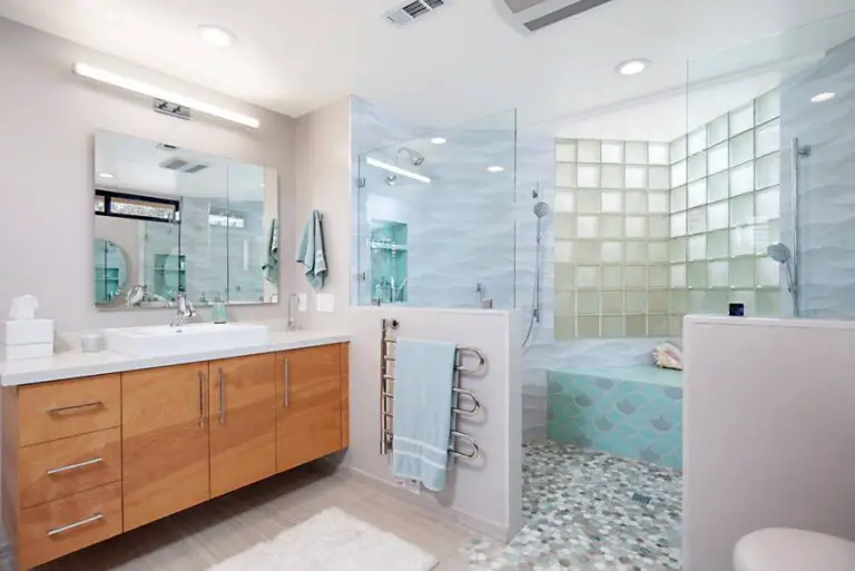 Glass Panels Master Bathroom Ideas
