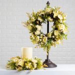Mini Table Wreath Stand