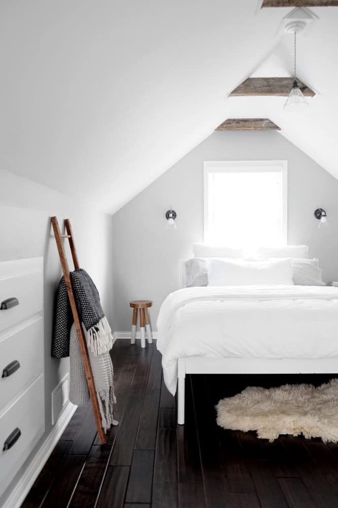 Minimalist Attic Bedroom Ideas