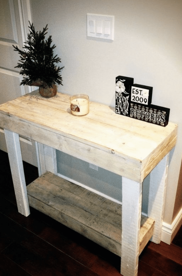 Quick and Easy Pallet Console Table