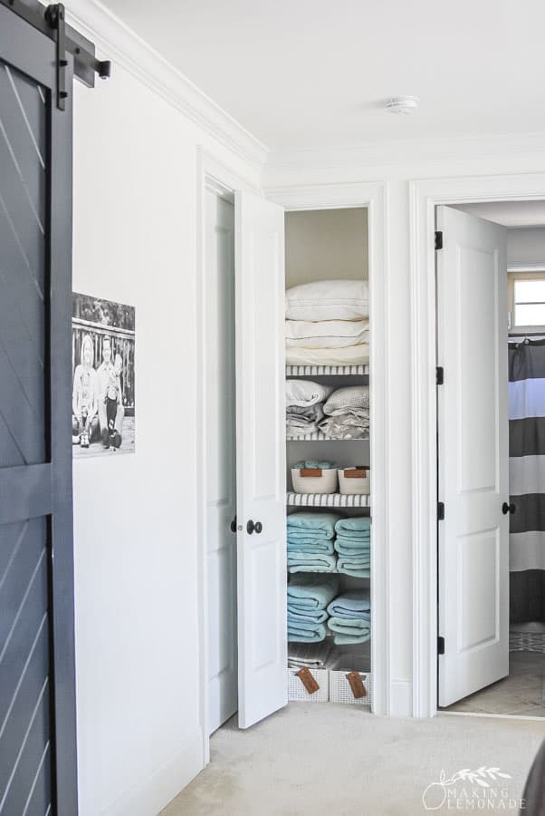 Small Towel And Linen Storage Ideas